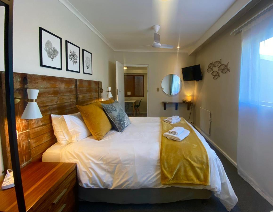 Dolphin Circle Bed And Breakfast Plettenberg Bay Exteriör bild